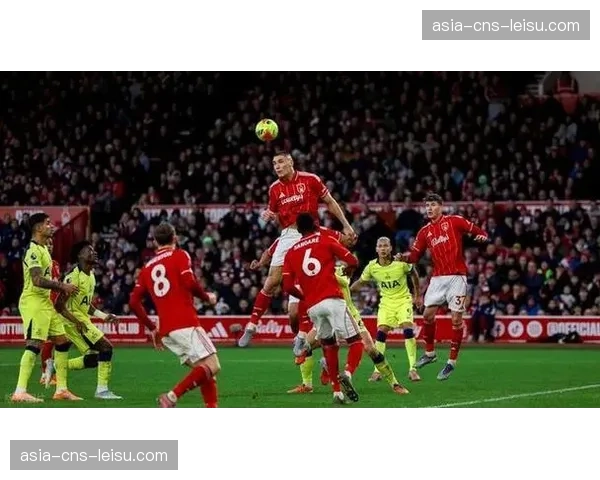 西汉姆联2-1力克阿斯顿维拉，终结对手三连胜