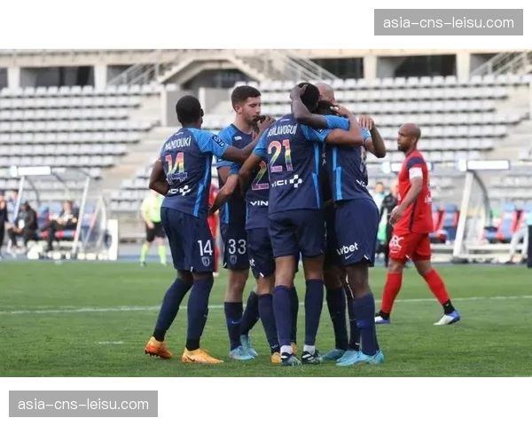 里昂客场3-0完胜特鲁瓦，豪取联赛五连胜